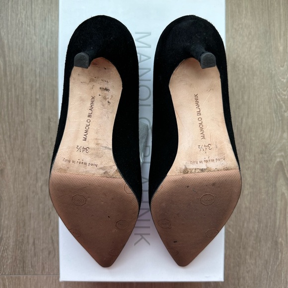 Manolo Blahnik
BB 70mm suede pumps - Picture 4 of 5